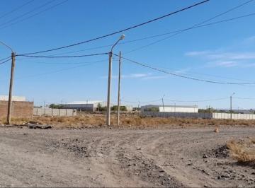 Terreno · 1492m² · Lote en Parque Industrial de Centenario 1492 m². Neuquén.