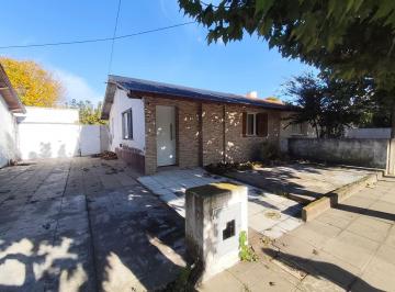 Casa · 91m² · 3 Ambientes · 1 Cochera · Casa - Celestino Torres 55 - Daireaux