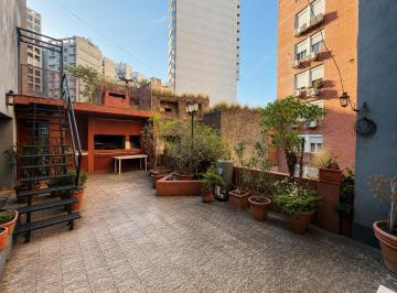 Casa · 247m² · 8 Ambientes · Venta: Casa de Época en PH en Planta Alta con 10 Ambientes y 247 m² Cubiertos Frente Al Río. Rosario