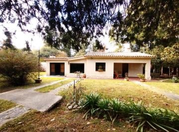 Casa · 155m² · 3 Ambientes · 3 Cocheras · Venta Casa 2 Dorm. en El Descanso | Anisacate U$d 149.900 | Pileta | Quincho