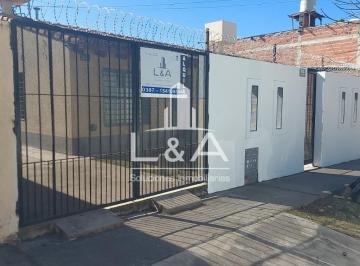 Casa de 3 ambientes, Salta · Casa con 2 Dorm. en Alquiler en El Huaico