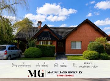 Casa · 160m² · 4 Ambientes · 1 Cochera · Casa Venta - Echeverria del Lago