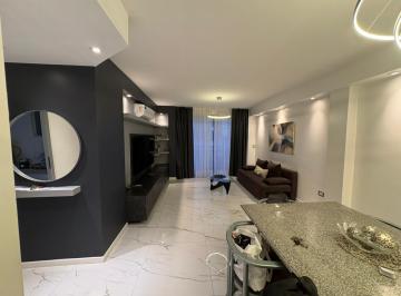 Departamento · 160m² · 5 Ambientes · 2 Cocheras · Departamento 5 Amb con Dependencia y 2 Cocheras en Flores