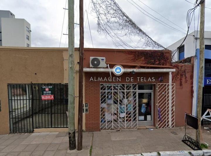 Local comercial · 90m² · 1 Cochera
