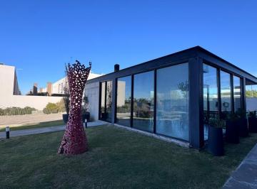 Departamento · 90m² · 3 Ambientes · Departamento en Alquiler en Docta, 2 Dorm..