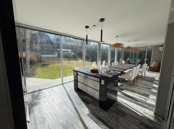 Foto · Amoblada - Luminosa - Seguridad