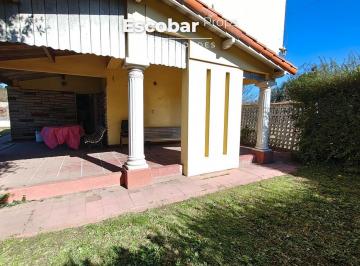 Local comercial · 210m² · 6 Ambientes · 1 Cochera · Espectacular Quinta Sobre Av: 5 Lotes | Ideal Vivienda o Fin Comercial