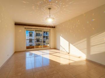 Departamento · 115m² · 5 Ambientes · Venta Departamento 4 Ambientes C/ Dependencia y 2 Balcones | Apto Crédito