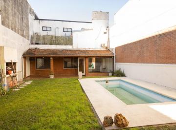 Casa · 150m² · 5 Ambientes · Casa en Alquiler de 5 Ambientes en Olivos con Pileta y Parrilla