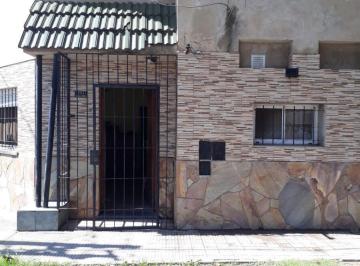 Casa · 55m² · 4 Ambientes · Magallanes 1801 - Dos Dorm.