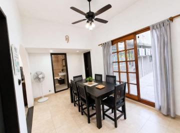Casa de 3 ambientes, Avellaneda · Casa con 2 Dorm. en Venta en Avellaneda