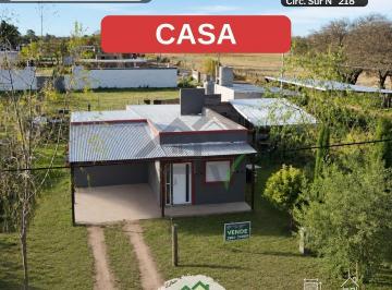 Casa · 107m² · 2 Dormitorios · 1 Cochera · Casa en Winifreda