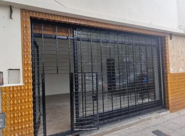 Local comercial de 1 ambiente, Floresta · Local a Nuevo a m de Av Avellaneda. Único Sin Expensas