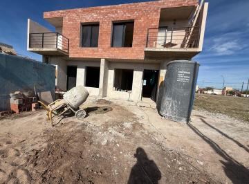 PH · 122m² · 5 Ambientes · 1 Cochera · Venta Duplex 3 Dor Cuesta de Manantiales II