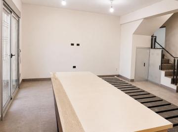 Casa · 318m² · 4 Ambientes · 2 Cocheras · Venta 2 Duplex Inversionistas B Poeta Lugones Cba