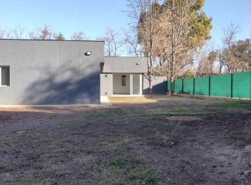 Casa de 5 ambientes, Chacras de Coria · Casa a Estrenar en Chacras de Coria
