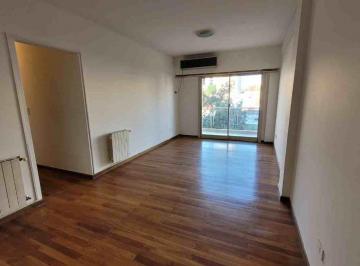 Departamento · 52m² · 3 Ambientes · Alquiler Semipíso 3 Ambientes C/balcón. Santa Rita