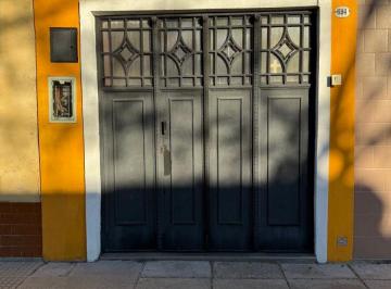 Local comercial de 4 ambientes, Parque Chacabuco · Espacio Ideal Para Pequeño Gimnasio, Pilates, Etc
