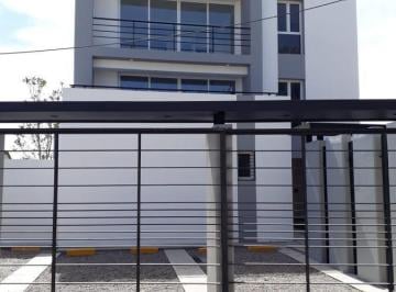 Departamento · 44m² · 3 Ambientes · 1 Cochera · Departamento - Trinidad