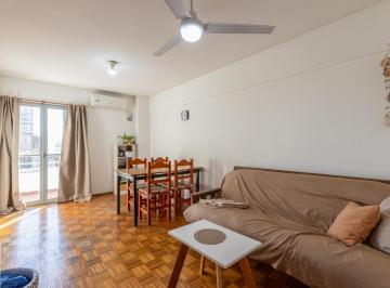 Departamento · 4m² · 1 Dormitorio · En Venta - Departamento de un Dormitorio Semi Piso - Rep. de La Sexta