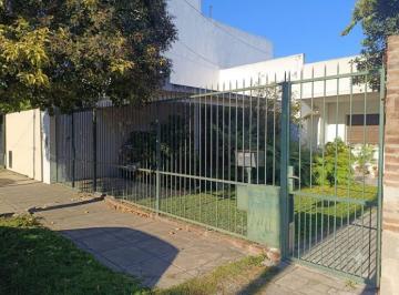 Casa · 123m² · 4 Ambientes · 1 Cochera · Casa en Boulogne Sur Mer