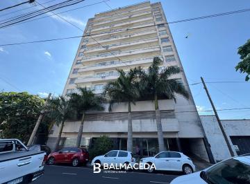 Departamento · 57m² · 4 Ambientes · 1 Cochera · Excelente Departamento en Venta de 2 Dorm. - Ed Rio 6