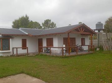 Casa · 618m² · 5 Ambientes · Casa Venta Barrio Semi Cerrado El Cazador Escobar