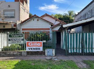 Casa de 5 ambientes, Hurlingham · Chalet en Villa Alemania