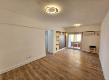 Departamento · 63m² · 3 Ambientes · 1 Cochera · Departamento 2 Dorm., Cocina Separada. Cochera