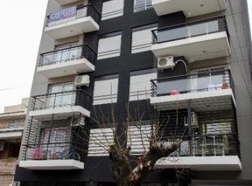 Departamento · 33m² · 1 Ambiente · Departamento de 1 Ambiente con Balcón Al Contra Frente Luminoso y Divisible