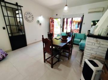 Casa · 176m² · 3 Ambientes · 2 Cocheras · Casa 3 Ambientes en Venta Benavidez Tigre Gba Norte con Piscina Jardin Galeria Oportunidad