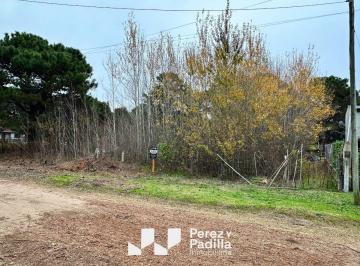 Terreno , Nueva Atlantis · Terreno Ante Esquina en Nueva Atlantis de 500 m² - 7 Cuadras del Mar