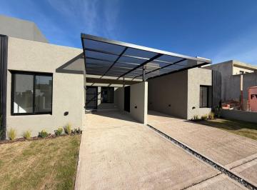 Casa de 1 ambiente, Córdoba · Venta a Estren 2 Dorm en Una Plant B° Docta