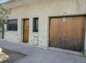 PH · 65m² · 2 Ambientes · 1 Cochera · Venta PH 2 Ambientes Munro Cochera Jardín