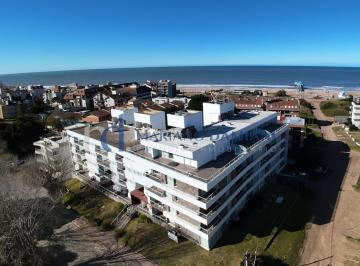 DEI-DEI-2119_2 · Departamento 2 Dorm. con Pileta en Venta en Pinamar Zona Centro