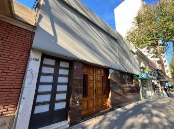 PH · 240m² · 7 Ambientes · PH en Venta de 5 Dorm.