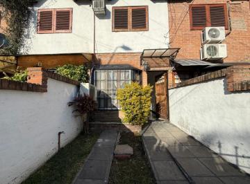PH · 75m² · 3 Ambientes · PH en Castelar Norte
