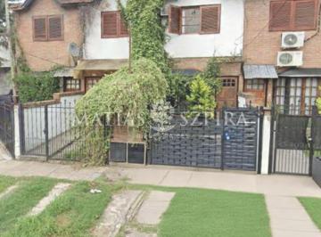 PH · 75m² · 3 Ambientes · PH en Castelar Norte