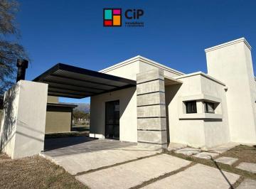 Casa de 5 ambientes, Villa Merlo · Casa a Estrenar en Venta en Merlo, a m de Ruta 5casa en Esquina con Hermosas Vistas