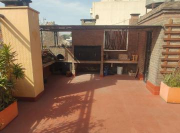PH de 5 ambientes, Parque Avellaneda · PH 5 Ambientes con Patio, Terraza y Parrilla – Parque Avellaneda