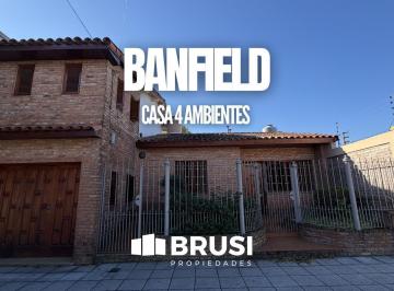 Casa · 133m² · 4 Ambientes · 1 Cochera · Venta Casa Cuatro Ambientes con Cochera - Banfield