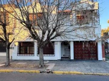 AIG-AIG-112_2 · Chalet en Venta en Ramos Mejia Sur