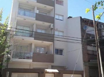 DEF-DEF-2031_2 · Departamento 2 Ambientes. | H. Vieytes Al 200
