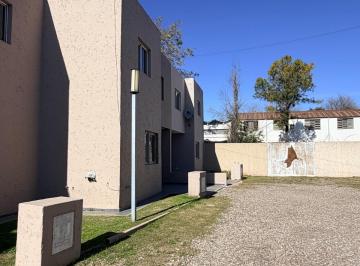 Casa · 126m² · 3 Dormitorios · 1 Cochera · Casa en Los Boulevares