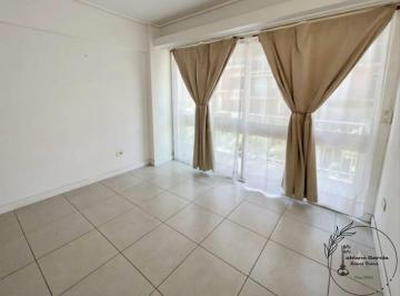 Departamento · 58m² · 2 Ambientes · Venta Departamento 2 Amb con Dependencia · a 1 Cuadra del Mar ·