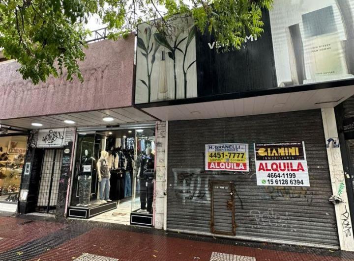Local comercial · 64m²