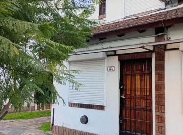 PH de 3 ambientes, Ituzaingó · Alquiler Uso Comercial, Centro de Ituzaingo, Sobre Fragio Al 164, 3 Ambientes