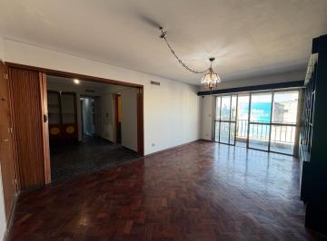 Departamento · 89m² · 5 Ambientes · 1 Cochera · Departamento - Centro