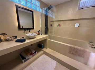 Casa · 93m² · 5 Ambientes · 1 Cochera · Casa en Villa de Mayo con o Sin Renta