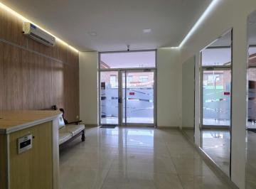 Departamento · 88m² · 3 Ambientes · 1 Cochera · Venta Deparamento 3 Amb con Cochera en Varela Centro